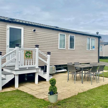 Caravan Church Farm Holiday Village 帕格汉姆 外观 照片