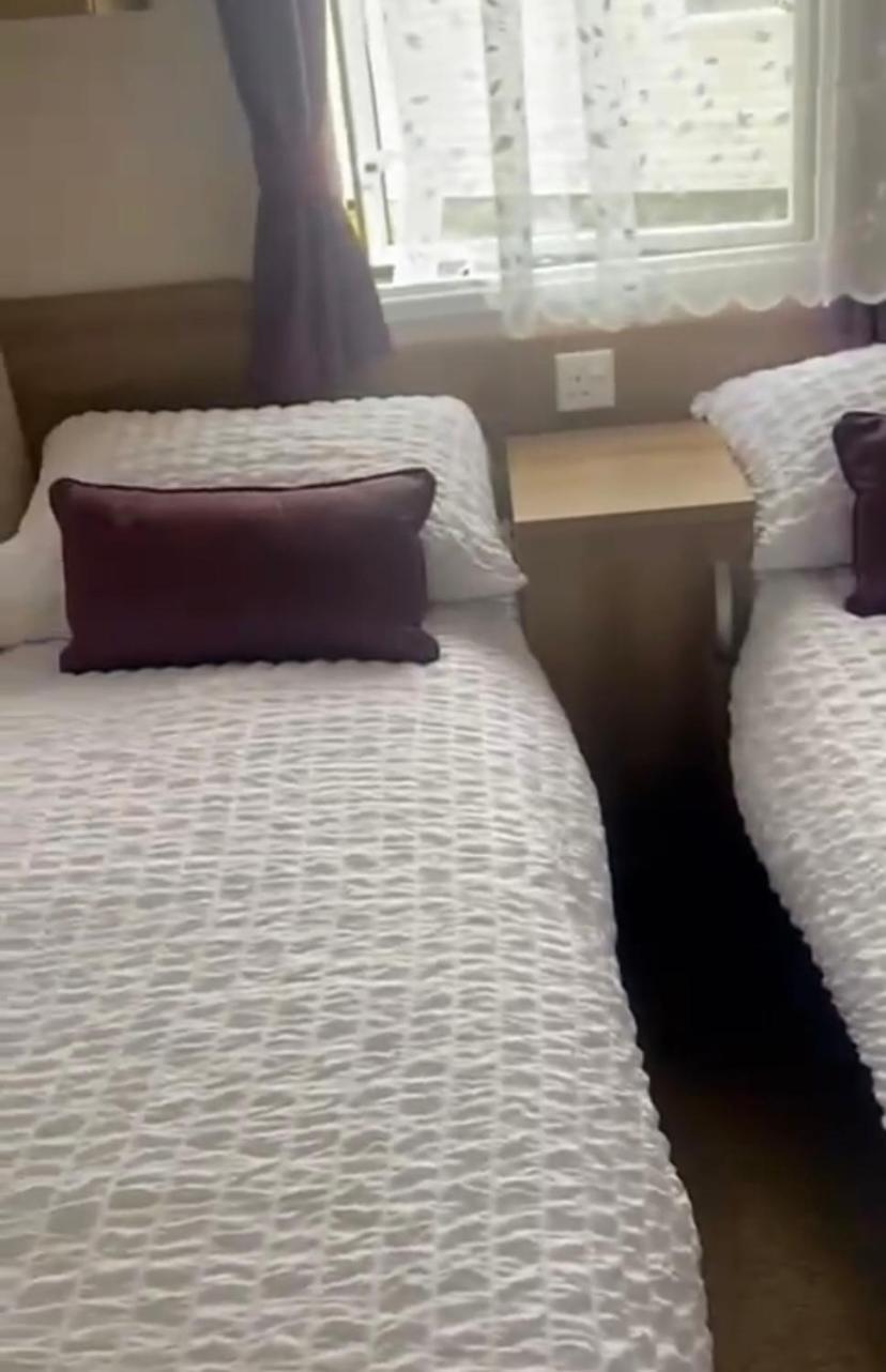 Caravan Church Farm Holiday Village 帕格汉姆 外观 照片